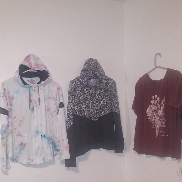 Tops - Med Womens Lot Tops
